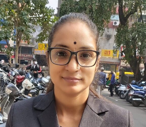 Arti M. Rajput - વકીલ સાહેબ